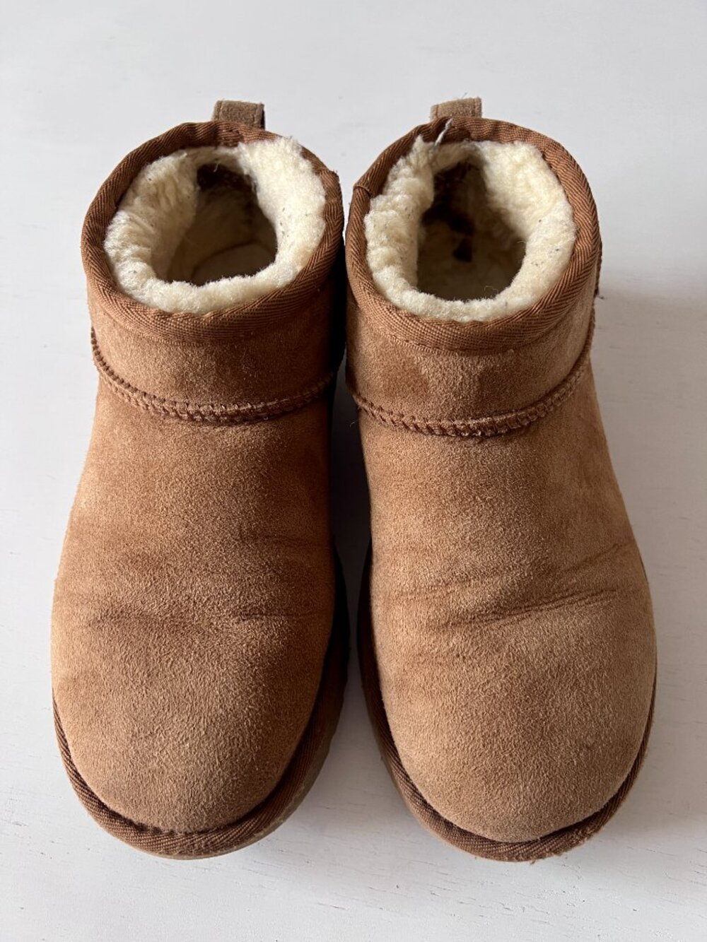 UGG Classic Ultra Mini Boots Chestnut - Estimated Women’s 6 (Read Description)